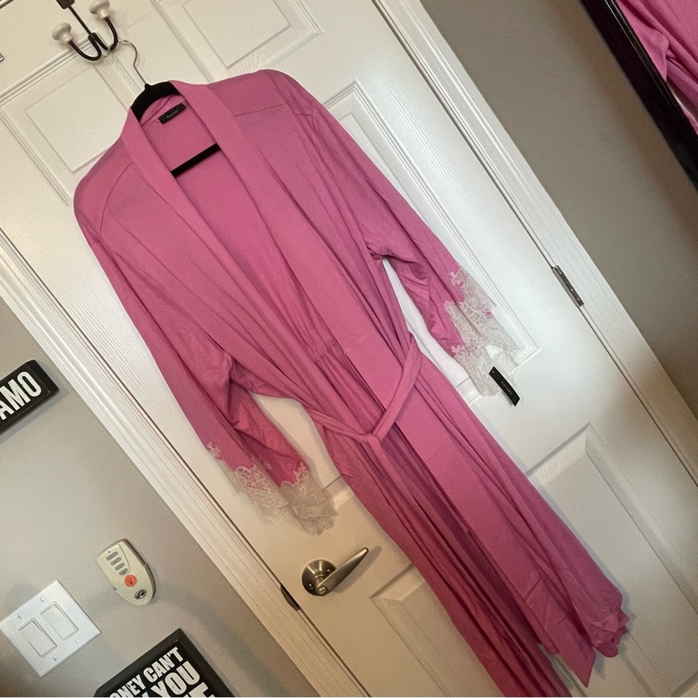 Natori Shangri-la robe, 3X. NWT - Picture 7 of 8